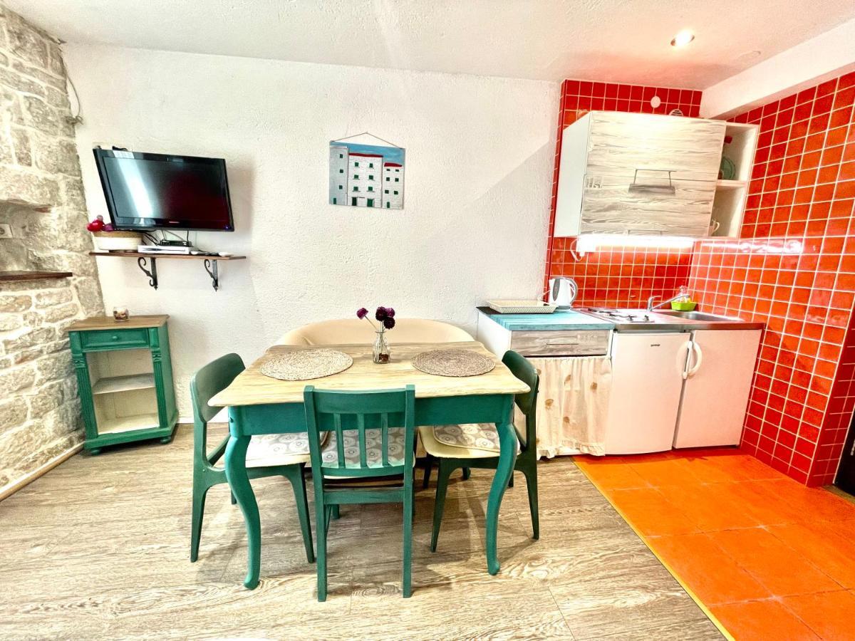 Apartments Trapula Šibenik Екстериор снимка