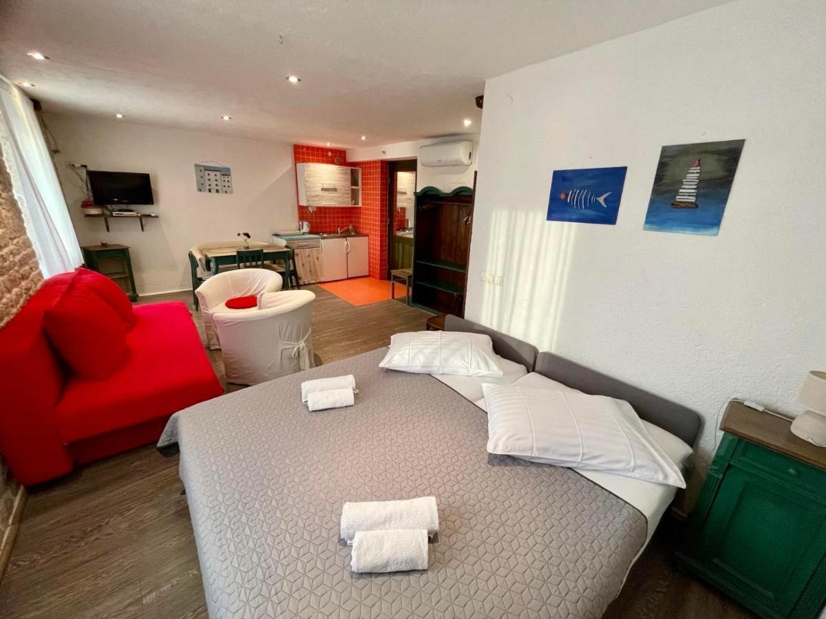 Apartments Trapula Šibenik Екстериор снимка