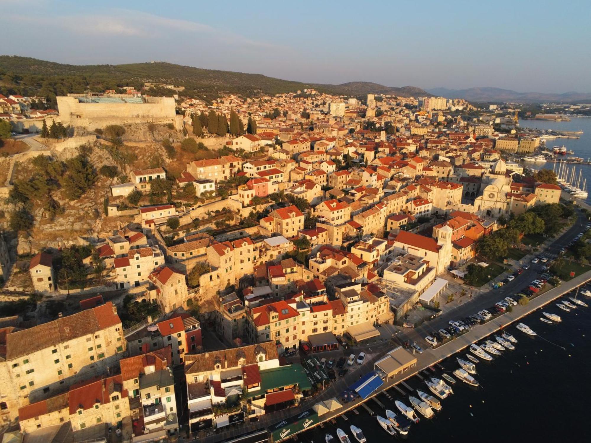 Apartments Trapula Šibenik Екстериор снимка